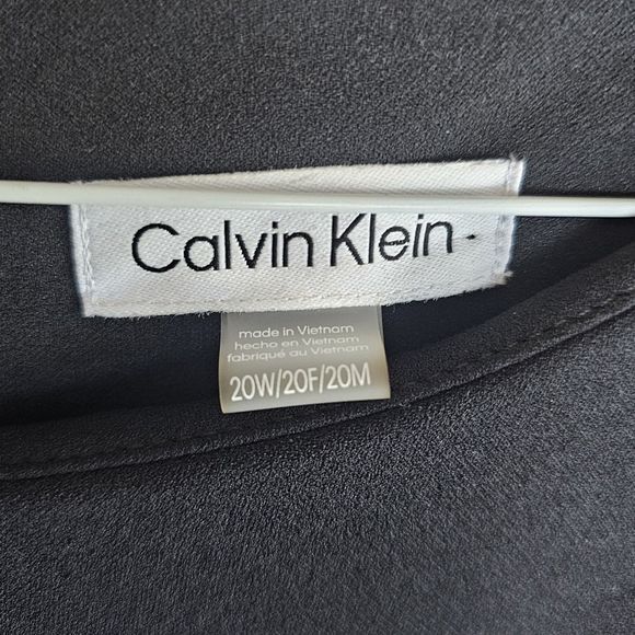 Calvin Klein 20W NWT Black Bell Sleeve Boat Neck Sheath Dress Casual Formal - Picture 5 of 9